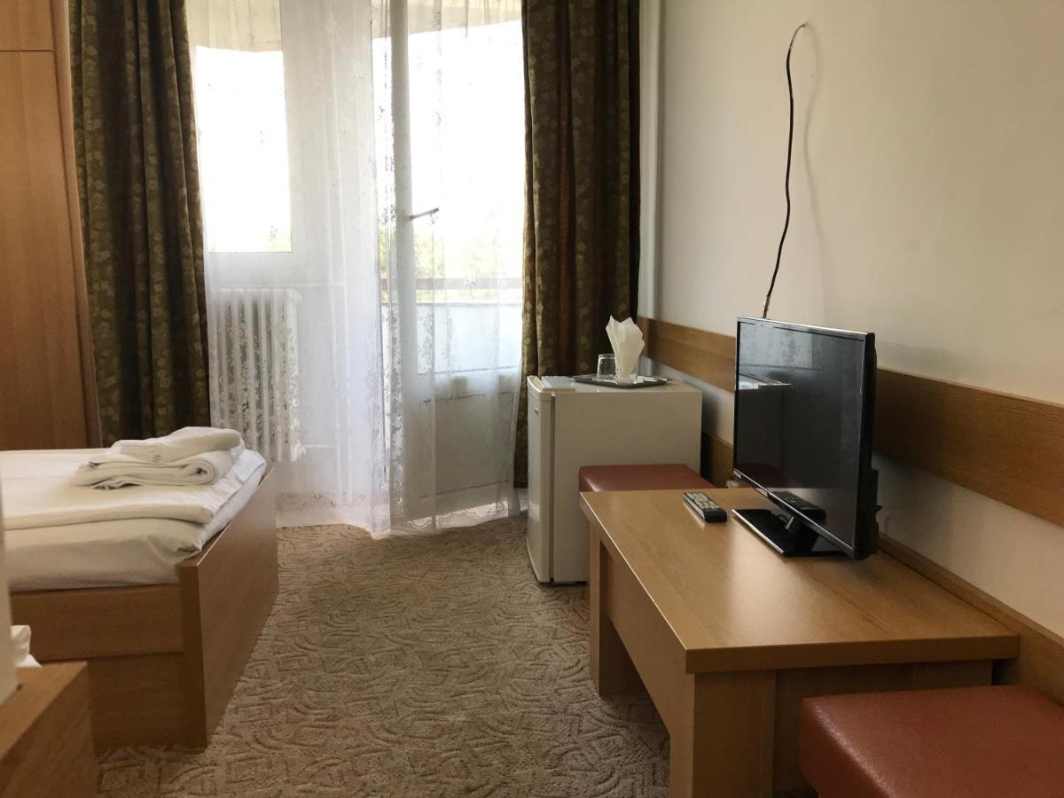 Hotel Hefaistos - ソバタ エクステリア 写真