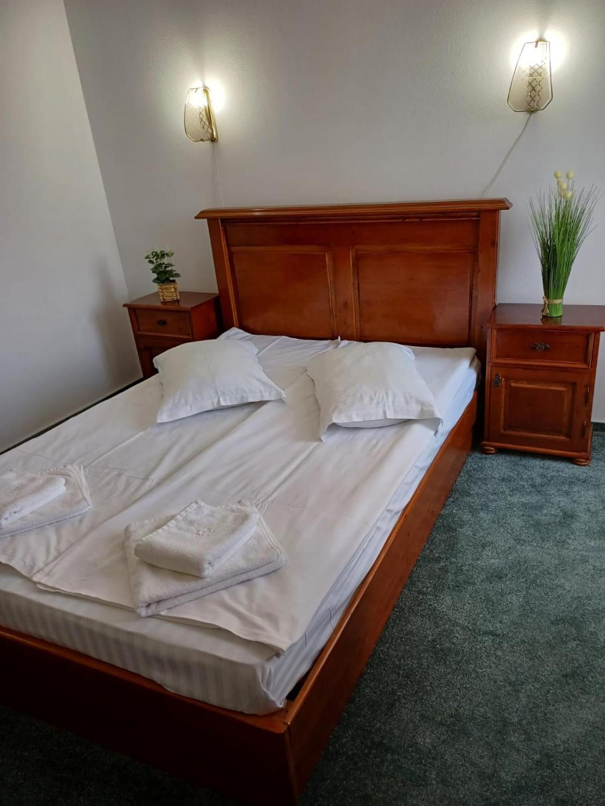 Hotel Hefaistos - ソバタ エクステリア 写真