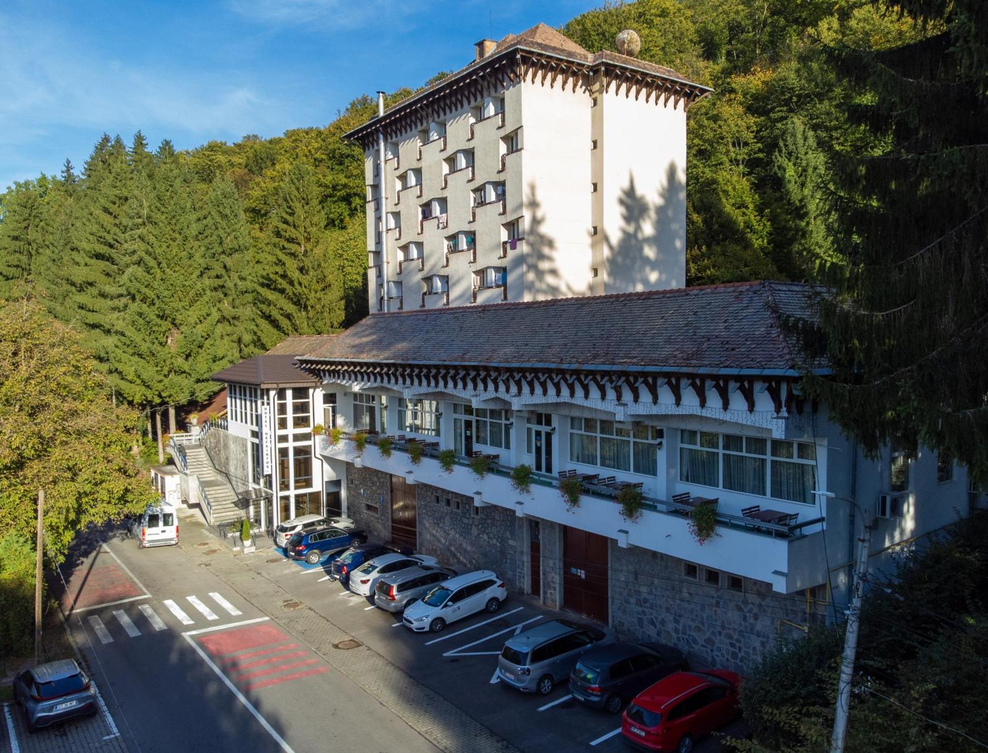 Hotel Hefaistos - ソバタ エクステリア 写真