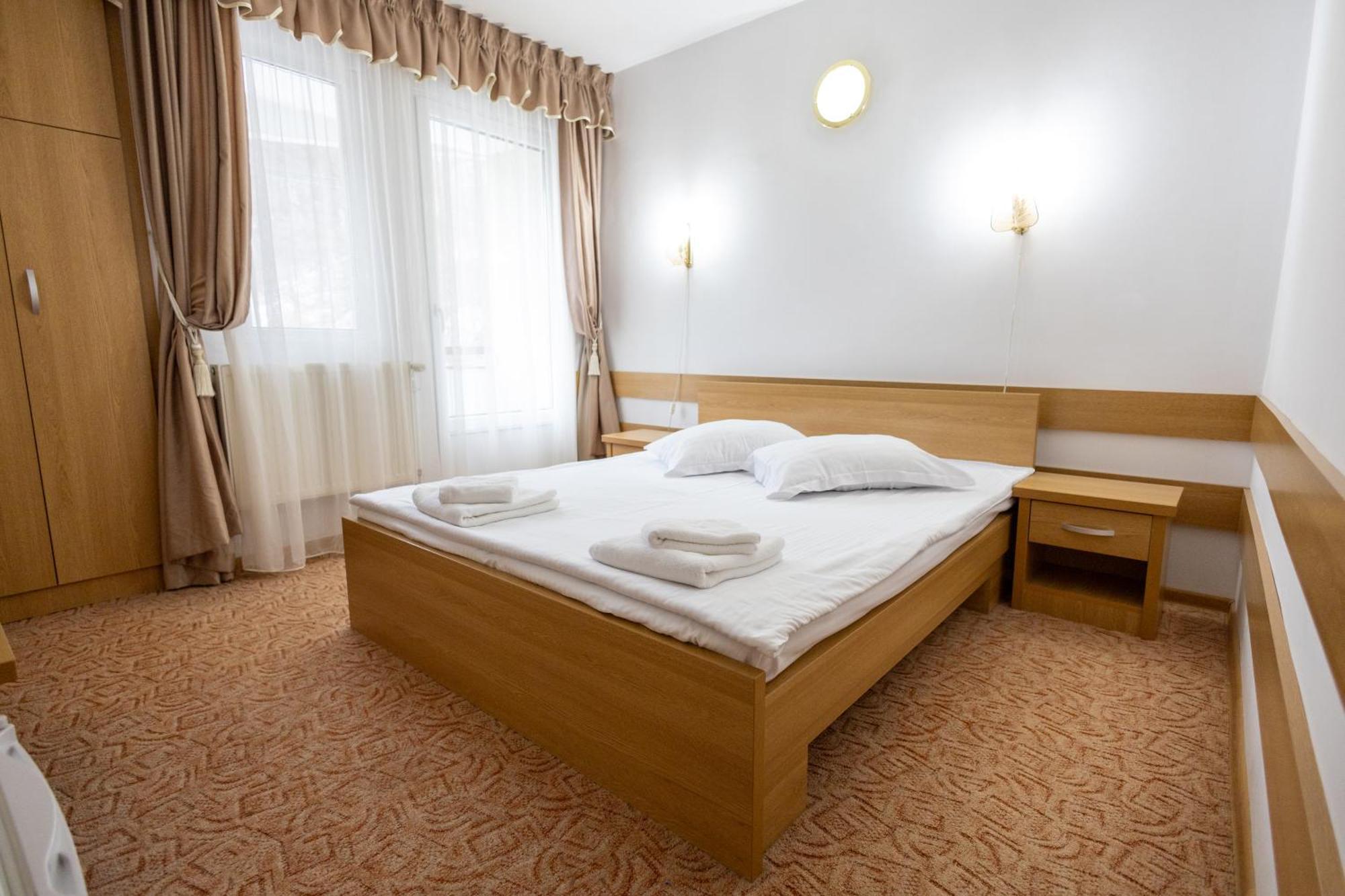 Hotel Hefaistos - ソバタ エクステリア 写真