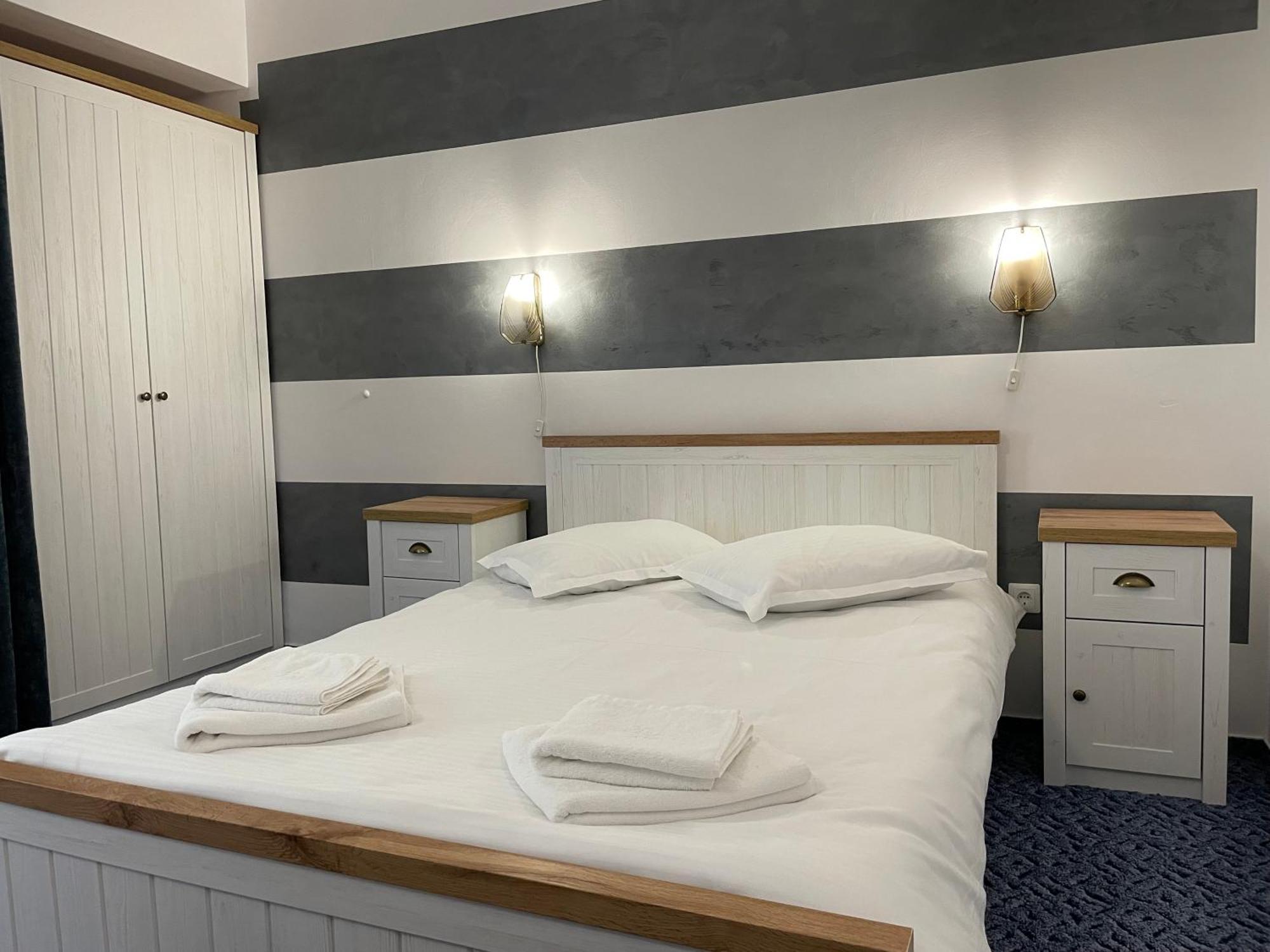 Hotel Hefaistos - ソバタ エクステリア 写真