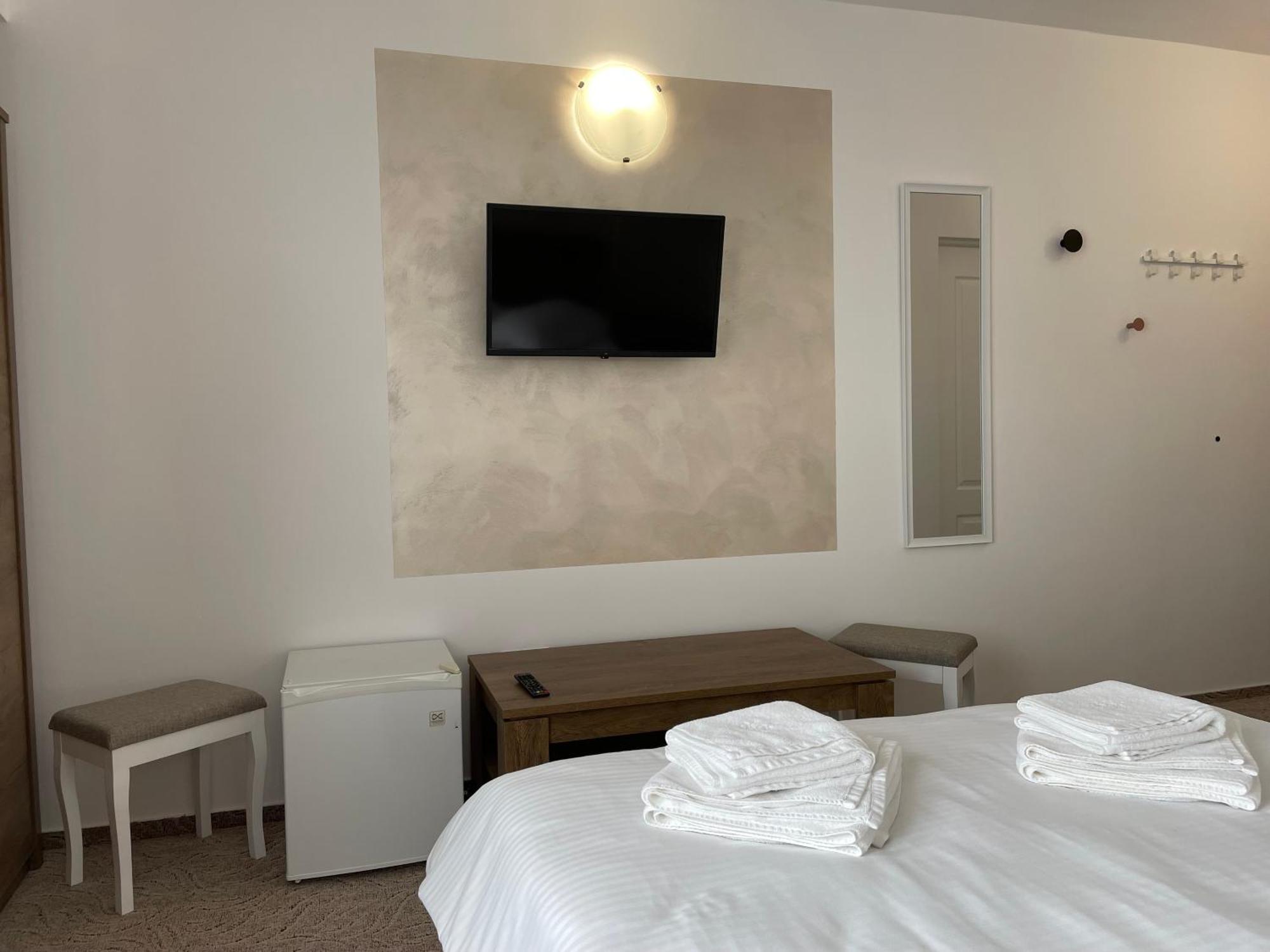 Hotel Hefaistos - ソバタ エクステリア 写真